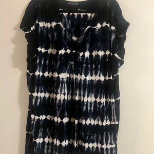 Elegant Black and White Tie-Dye Blouse